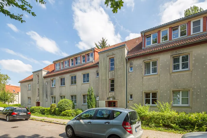 1. OG, Wintergarten, Wannenbad! Erstbezug nach Renovierung! — photo 1